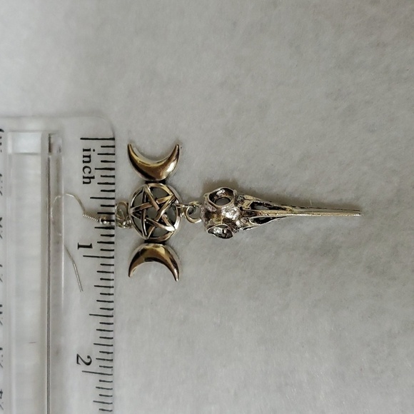 Raven Skull Moon Star Silver Dangle Earrings - Picture 6 of 7